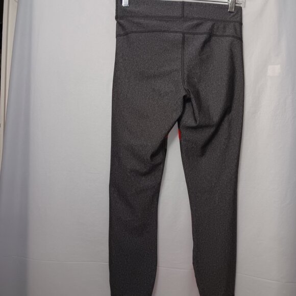 BUNDLE OF 3 VARIOUS ACTIVEWEAR LEGGINGS - Picture 14 of 14